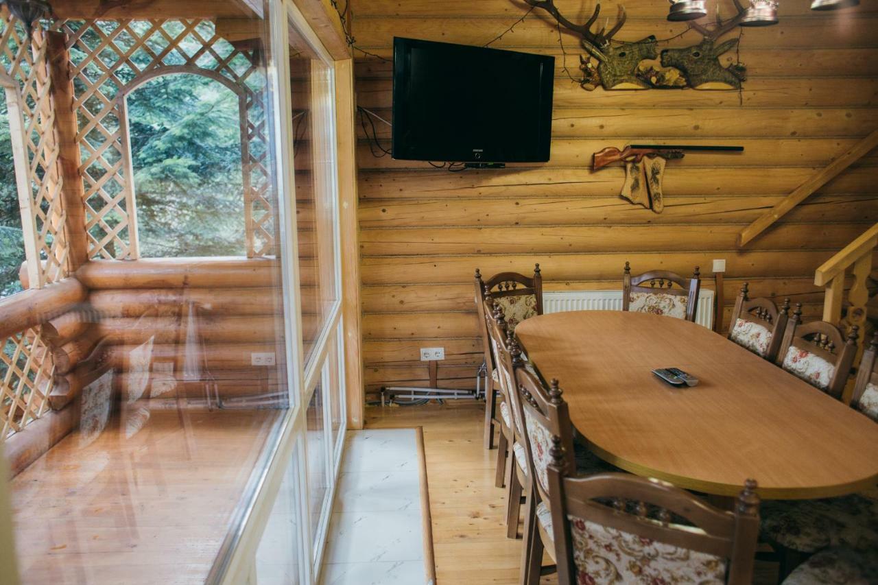 Forest House Мигово Экстерьер фото
